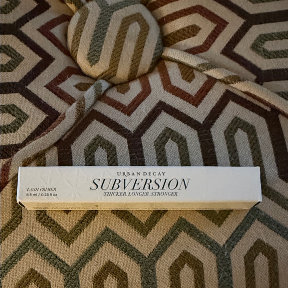 Urban Decay Subversion Lash Primer — White